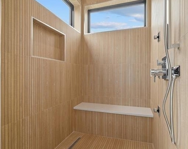 200 N Lake Hills Dr - Photo Thumbnail 8