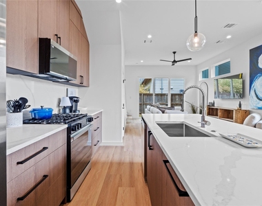 506 Krebs Ln - Photo Thumbnail 7