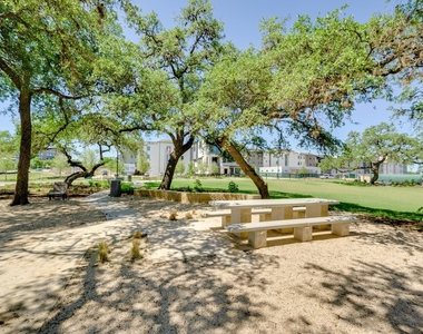 4325 Jackson Ave - Photo Thumbnail 26