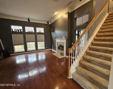 2722 Austin Rose Lane - Photo Thumbnail 10