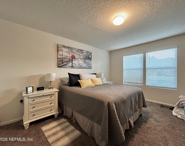 124 Cody Street - Photo Thumbnail 11