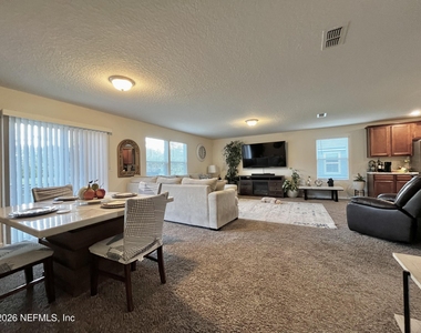 124 Cody Street - Photo Thumbnail 9