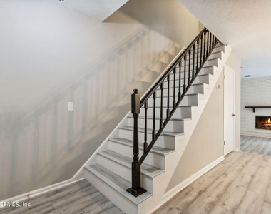 9252 San Jose Boulevard - Photo Thumbnail 16