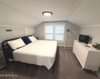 1720 Boulder Street - Photo Thumbnail 12