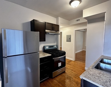 4056 W Crystal Street - Photo Thumbnail 2