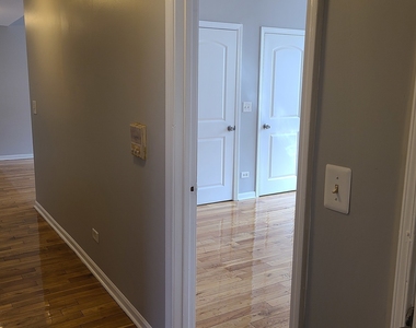 604 E Marquette Road - Photo Thumbnail 2