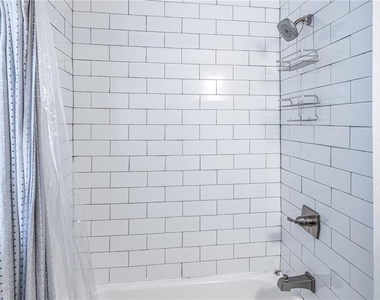 2456 Harwood Drive - Photo Thumbnail 9
