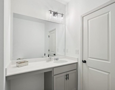 111 Lipscomb Circle Se - Photo Thumbnail 19