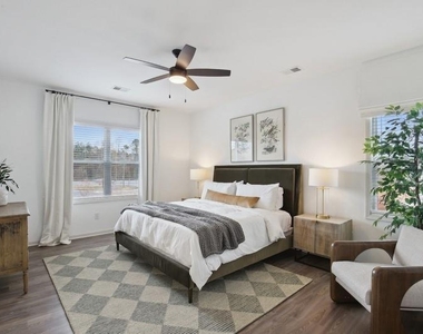 111 Lipscomb Circle Se - Photo Thumbnail 13