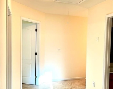 981 Brownstone Lane - Photo Thumbnail 27