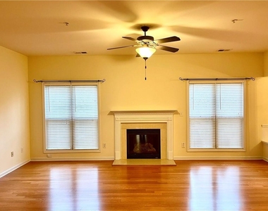 981 Brownstone Lane - Photo Thumbnail 7