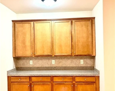 981 Brownstone Lane - Photo Thumbnail 18
