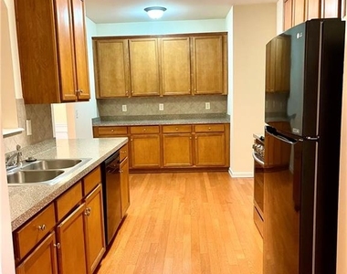 981 Brownstone Lane - Photo Thumbnail 10