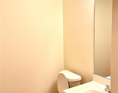 981 Brownstone Lane - Photo Thumbnail 6