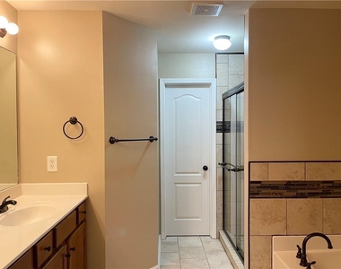981 Brownstone Lane - Photo Thumbnail 42