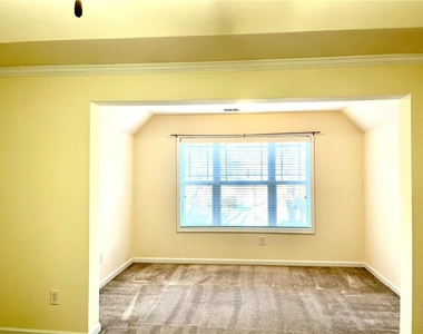 981 Brownstone Lane - Photo Thumbnail 34