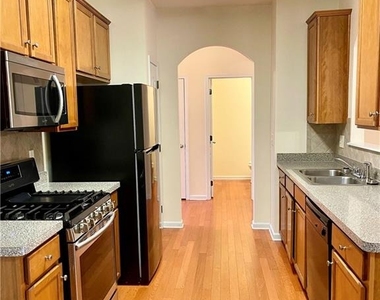 981 Brownstone Lane - Photo Thumbnail 9