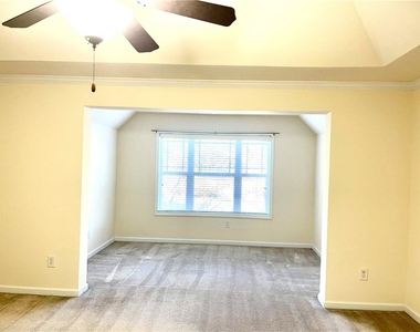 981 Brownstone Lane - Photo Thumbnail 33