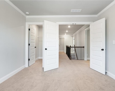 1647 Jasper Drive - Photo Thumbnail 9