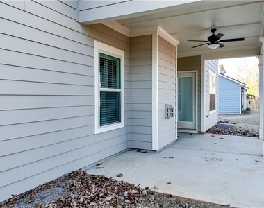 1647 Jasper Drive - Photo Thumbnail 7