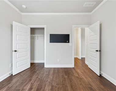 1647 Jasper Drive - Photo Thumbnail 5