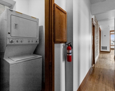 3401 W Armitage Avenue - Photo Thumbnail 6