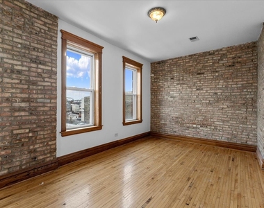 3401 W Armitage Avenue - Photo Thumbnail 8