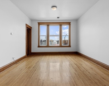 3401 W Armitage Avenue - Photo Thumbnail 4