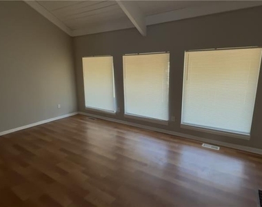 2563 Terrace Trail - Photo Thumbnail 2