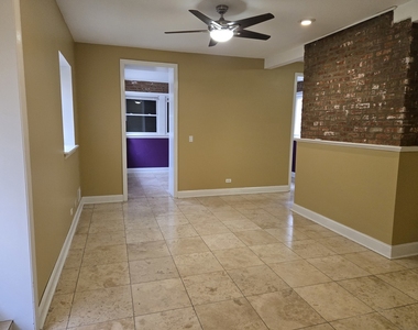 5948 S King Drive - Photo Thumbnail 2