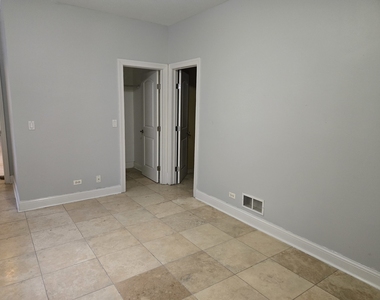 5948 S King Drive - Photo Thumbnail 7