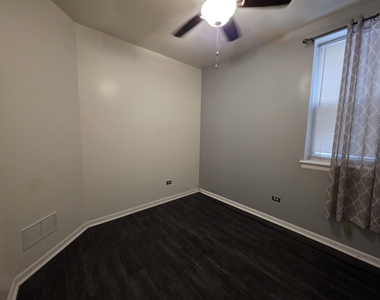 6739 S Merrill Avenue - Photo Thumbnail 11
