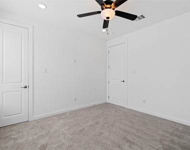 8001 Talton Street - Photo Thumbnail 15