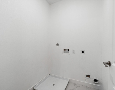 8001 Talton Street - Photo Thumbnail 19