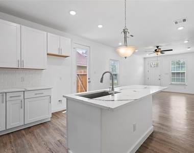 8001 Talton Street - Photo Thumbnail 6
