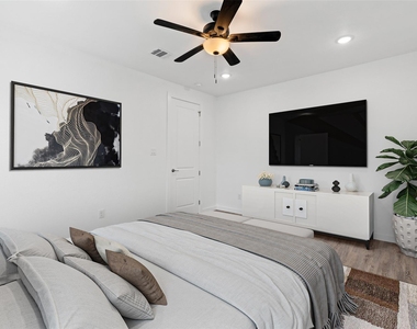8001 Talton Street - Photo Thumbnail 11