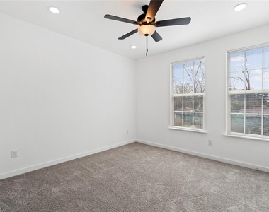 8001 Talton Street - Photo Thumbnail 14