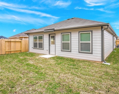 9605 Last Maples Trail - Photo Thumbnail 21