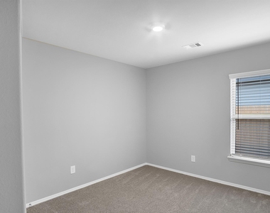 9605 Last Maples Trail - Photo Thumbnail 4