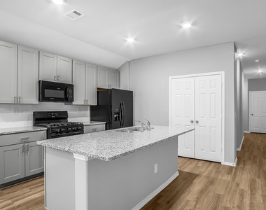 9605 Last Maples Trail - Photo Thumbnail 13