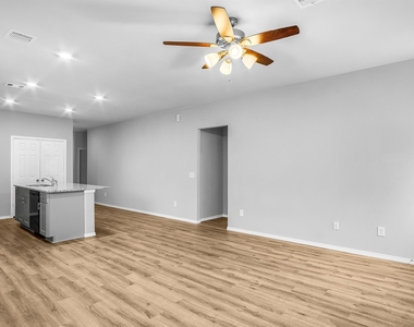 9605 Last Maples Trail - Photo Thumbnail 15
