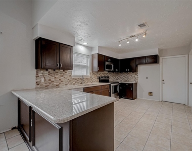 10322 Clarktower Lane - Photo Thumbnail 7