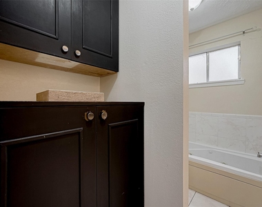 10322 Clarktower Lane - Photo Thumbnail 22