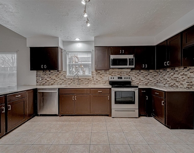10322 Clarktower Lane - Photo Thumbnail 11