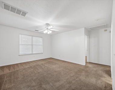 5606 Cozy Terrace Lane - Photo Thumbnail 10