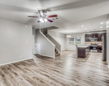 6006 Lovage Avenue - Photo Thumbnail 2