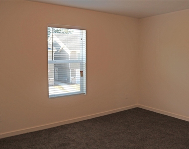 10535 Mills Road - Photo Thumbnail 18