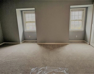 202 Newstead Drive - Photo Thumbnail 11