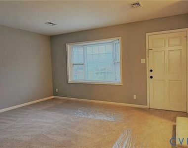 202 Newstead Drive - Photo Thumbnail 4