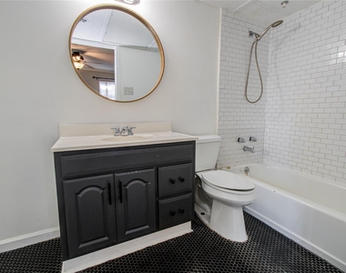 6410 Del Monte Drive - Photo Thumbnail 17